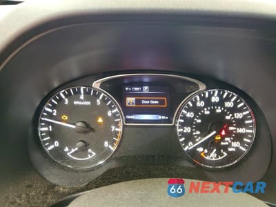 Zdjęcie 9 z 13 samochodu: 2017 NISSAN PATHFINDER SV VIN:5N1DR2MM8HC621654 - miniatura