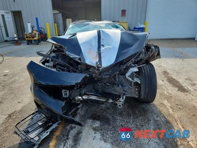 Piąte zdjęcie samochodu w środku: 2019 CHEVROLET CAMARO LT VIN:1G1FD1RS1K0116442 - miniatura