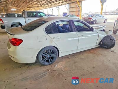 Trzecie zdjęcie samochodu z tyłu: 2018 BMW 330 I VIN:WBA8B9G52JNU98173 - miniatura