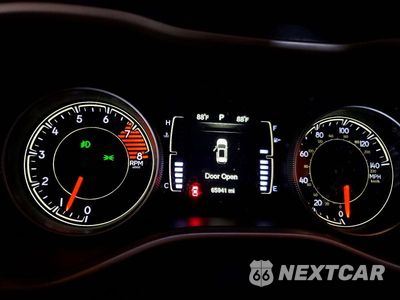 Zdjęcie 9 z 13 samochodu: 2016 JEEP CHEROKEE LATITUDE VIN:1C4PJMCS3GW226590 - miniatura