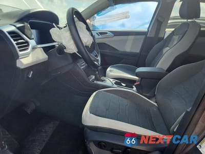 Zdjęcie 7 z 13 samochodu: 2026 VOLKSWAGEN TAOS SE VIN:3VVSC7B2XTM007077 - miniatura
