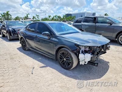 Czwarte zdjęcie samochodu z boku: 2025 TOYOTA CAMRY SE VIN:4T1DAACKXSU165384 - miniatura