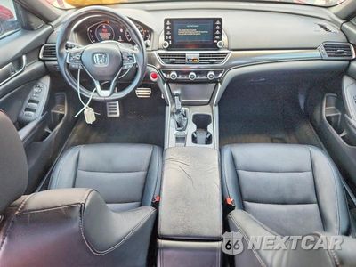Zdjęcie 8 z 13 samochodu: 2018 HONDA ACCORD SPORT VIN:1HGCV1F34JA190288 - miniatura
