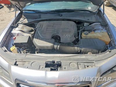 Zdjęcie 11 z 12 samochodu: 2014 CHRYSLER 300 S VIN:2C3CCABG3EH357099 - miniatura