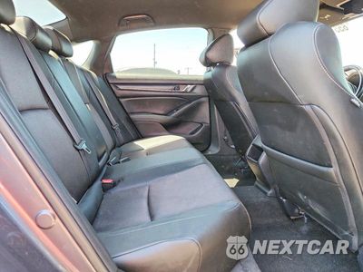 Zdjęcie 10 z 12 samochodu: 2019 HONDA ACCORD SPORT VIN:1HGCV1F36KA039860 - miniatura