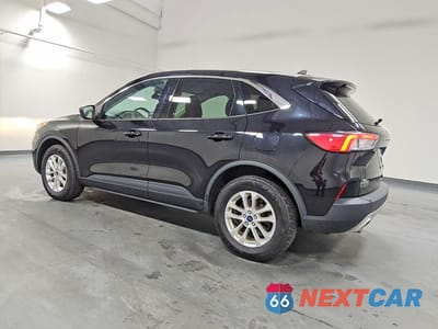Drugie zdjęcie samochodu z przodu: 2021 FORD ESCAPE SE VIN:1FMCU9G68MUA73479 - miniatura