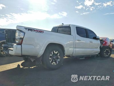 Trzecie zdjęcie samochodu z tyłu: 2017 TOYOTA TACOMA TRD SPORT VIN:3TMDZ5BN0HM022490 - miniatura