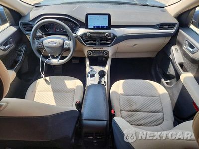 Zdjęcie 8 z 14 samochodu: 2020 FORD ESCAPE SE VIN:1FMCU9G68LUC71459 - miniatura