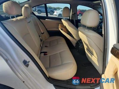Zdjęcie 10 z 12 samochodu: 2016 BMW 535 I VIN:WBA5B1C56GG552405 - miniatura