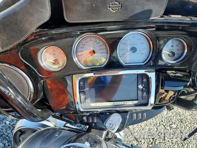 Zdjęcie 7 z 9 samochodu: 2015 HARLEY-DAVIDSON FLHXS STREET GLIDE SPECIAL VIN:1HD1KRM16FB613970 - miniatura