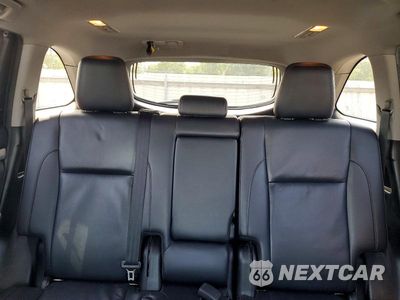 Zdjęcie 10 z 13 samochodu: 2019 TOYOTA HIGHLANDER XLE VIN:5TDJZRFH9KS588508 - miniatura