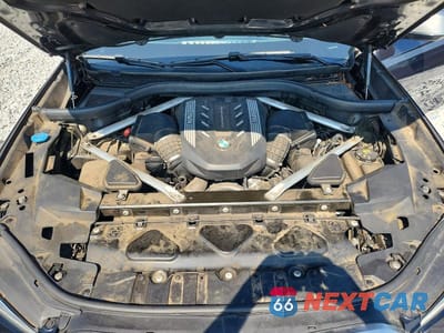 Zdjęcie 12 z 13 samochodu: 2021 BMW X6 M50I VIN:5UXCY8C03M9E36666 - miniatura