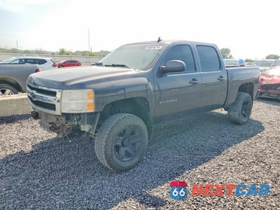 2011 CHEVROLET SILVERADO K1500 LTZ 3GCPKTE33BG233043 - główne zdjęcie licytacji z USA - miniatura