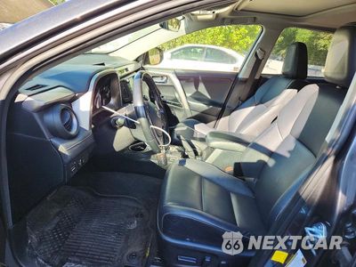 Zdjęcie 7 z 12 samochodu: 2018 TOYOTA RAV4 HV LIMITED VIN:JTMDJREV2JD254679 - miniatura