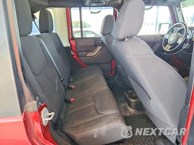 Zdjęcie 10 z 12 samochodu: 2013 JEEP WRANGLER UNLIMITED SPORT VIN:1C4BJWDG4DL535031 - miniatura