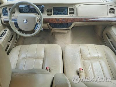 Zdjęcie 8 z 12 samochodu: 2007 MERCURY GRAND MARQUIS LS VIN:2MEFM75V97X615409 - miniatura