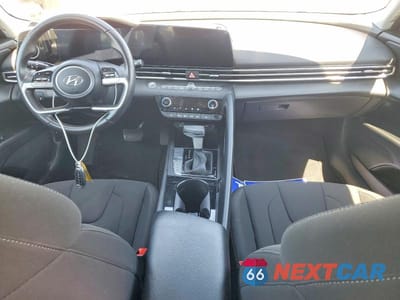 Zdjęcie 8 z 12 samochodu: 2023 HYUNDAI ELANTRA SEL VIN:KMHLS4AG1PU563678 - miniatura