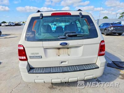 Zdjęcie 6 z 13 samochodu: 2012 FORD ESCAPE XLS VIN:1FMCU0C70CKC65841 - miniatura