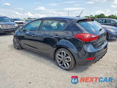 Drugie zdjęcie samochodu z przodu: 2016 KIA FORTE5 SX VIN:KNAFZ5A36G5590141 - miniatura