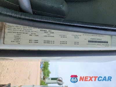 Zdjęcie 11 z 13 samochodu: 2018 VOLVO VNR VIN:4V4WB9EH7JN896037 - miniatura