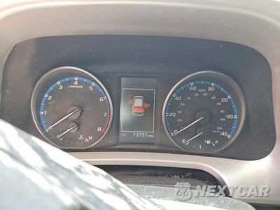 Zdjęcie 9 z 13 samochodu: 2017 TOYOTA RAV4 XLE VIN:2T3WFREV6HW405496 - miniatura