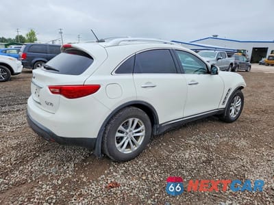 Trzecie zdjęcie samochodu z tyłu: 2010 INFINITI FX35 BASE VIN:JN8AS1MW1AM854304 - miniatura