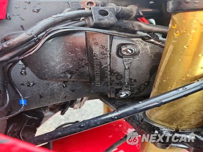 Zdjęcie 8 z 8 samochodu: 2024 HONDA CBR600 RR VIN:JH2PC40J8RK100541 - miniatura