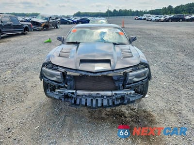 Piąte zdjęcie samochodu w środku: 2015 CHEVROLET CAMARO LS VIN:2G1FB1E35F9293981 - miniatura