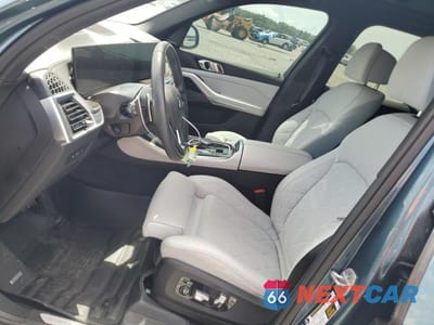 Zdjęcie 7 z 13 samochodu: 2025 BMW X5 XDRIVE40I VIN:5UX23EU0XS9Y20848 - miniatura