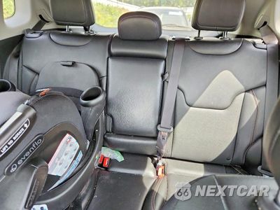 Zdjęcie 10 z 13 samochodu: 2022 JEEP COMPASS LIMITED VIN:3C4NJDCB2NT113319 - miniatura