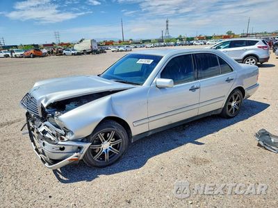 1998 MERCEDES-BENZ E 320 WDBJF65F6WA668941 - główne zdjęcie licytacji z USA - miniatura