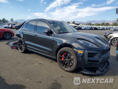Czwarte zdjęcie samochodu z boku: 2024 PORSCHE MACAN GTS VIN:WP1AF2A58RLB57830 - miniatura