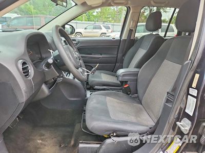 Zdjęcie 7 z 13 samochodu: 2014 JEEP COMPASS SPORT VIN:1C4NJDBB6ED880534 - miniatura