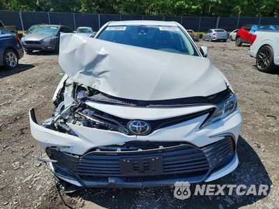 Piąte zdjęcie samochodu w środku: 2021 TOYOTA CAMRY LE VIN:4T1C11AK2MU436469 - miniatura