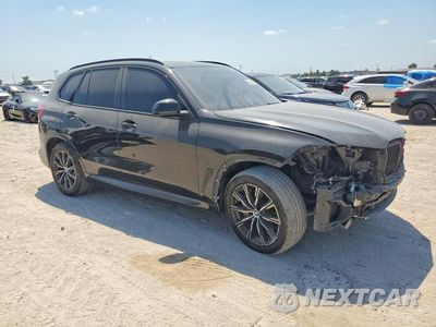 Czwarte zdjęcie samochodu z boku: 2019 BMW X5 XDRIVE50I VIN:5UXJU2C52KLN66060 - miniatura