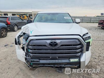 Piąte zdjęcie samochodu w środku: 2024 TOYOTA TUNDRA CREWMAX LIMITED VIN:5TFJA5DB4RX195454 - miniatura