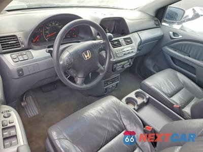 Zdjęcie 8 z 13 samochodu: 2005 HONDA ODYSSEY EXL VIN:5FNRL38775B134224 - miniatura