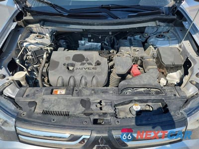 Zdjęcie 12 z 13 samochodu: 2014 MITSUBISHI OUTLANDER ES VIN:JA4AD2A37EZ001060 - miniatura