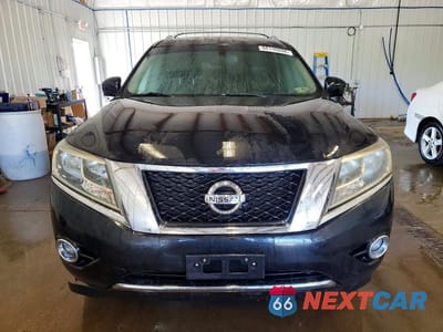 Piąte zdjęcie samochodu w środku: 2015 NISSAN PATHFINDER S VIN:5N1AR2MM5FC683464 - miniatura