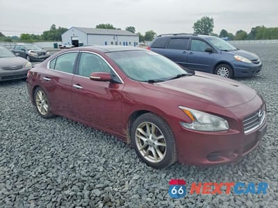 Czwarte zdjęcie samochodu z boku: 2010 NISSAN MAXIMA 3.5 S VIN:1N4AA5AP7AC812606 - miniatura