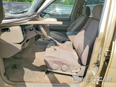 Zdjęcie 7 z 12 samochodu: 2004 NISSAN PATHFINDER SE VIN:JN8DR09X04W801221 - miniatura