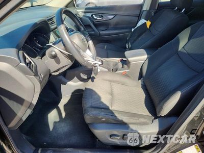 Zdjęcie 7 z 12 samochodu: 2019 NISSAN ROGUE SV VIN:KNMAT2MT0KP500052 - miniatura