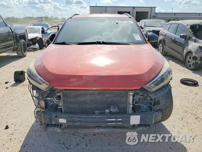 Piąte zdjęcie samochodu w środku: 2017 HYUNDAI TUCSON SE VIN:KM8J33A46HU264354 - miniatura