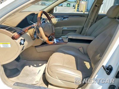 Zdjęcie 7 z 12 samochodu: 2010 MERCEDES-BENZ S 550 VIN:WDDNG7BB1AA345872 - miniatura
