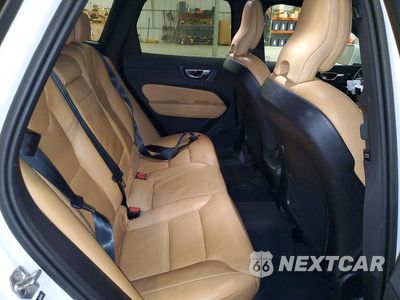 Zdjęcie 11 z 13 samochodu: 2020 VOLVO XC60 T5 MOMENTUM VIN:YV4102RK5L1584282 - miniatura