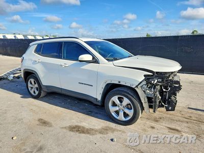 Czwarte zdjęcie samochodu z boku: 2019 JEEP COMPASS LATITUDE VIN:3C4NJCBB3KT789172 - miniatura