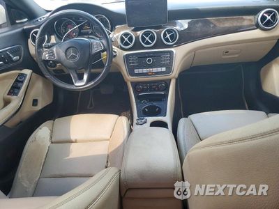 Zdjęcie 8 z 12 samochodu: 2017 MERCEDES-BENZ CLA 250 4MATIC VIN:WDDSJ4GB1HN498590 - miniatura