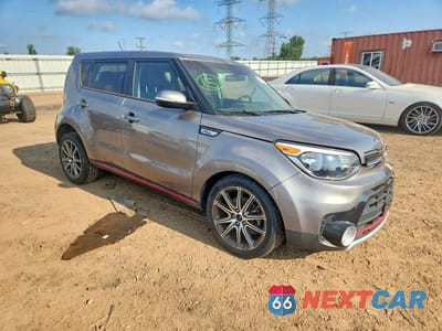 Czwarte zdjęcie samochodu z boku: 2018 KIA SOUL ! VIN:KNDJX3AA1J7608790 - miniatura