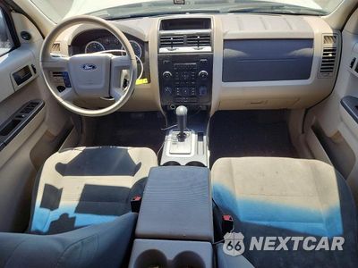 Zdjęcie 8 z 12 samochodu: 2011 FORD ESCAPE XLS VIN:1FMCU0C75BKB48769 - miniatura