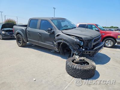 Czwarte zdjęcie samochodu z boku: 2017 FORD F150 RAPTOR VIN:1FTFW1RG3HFB66178 - miniatura